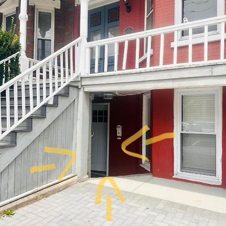 Classical Isbills Row House Close To Nyc Bayonne Exterior foto